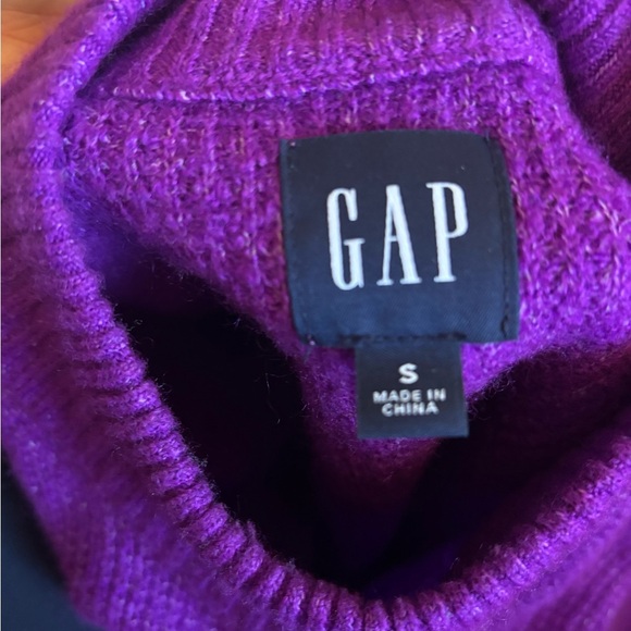GAP Women’s Vibrant Purple Wool Mock Neck Waffle Knit Sweater size Small - Picture 3 of 9